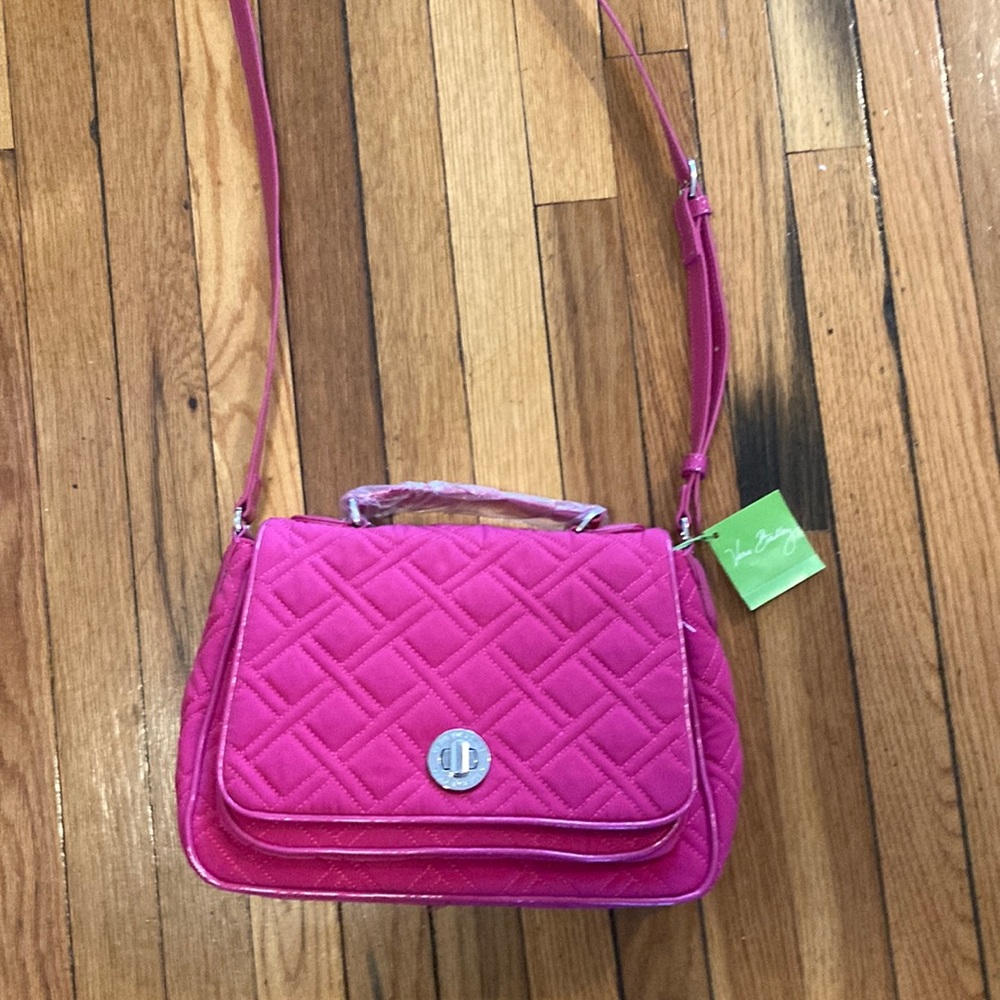 Vera Bradley turn lock crossbody bag